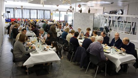 34b50245-eacb-43ba-8e1c-e71ce7562478