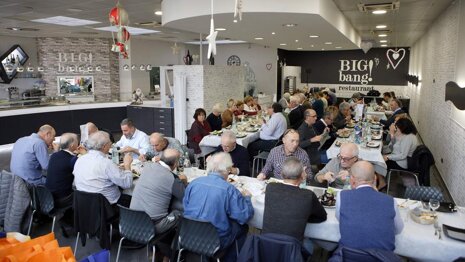 5313beab-5d24-4c86-80a1-bf418872bb42