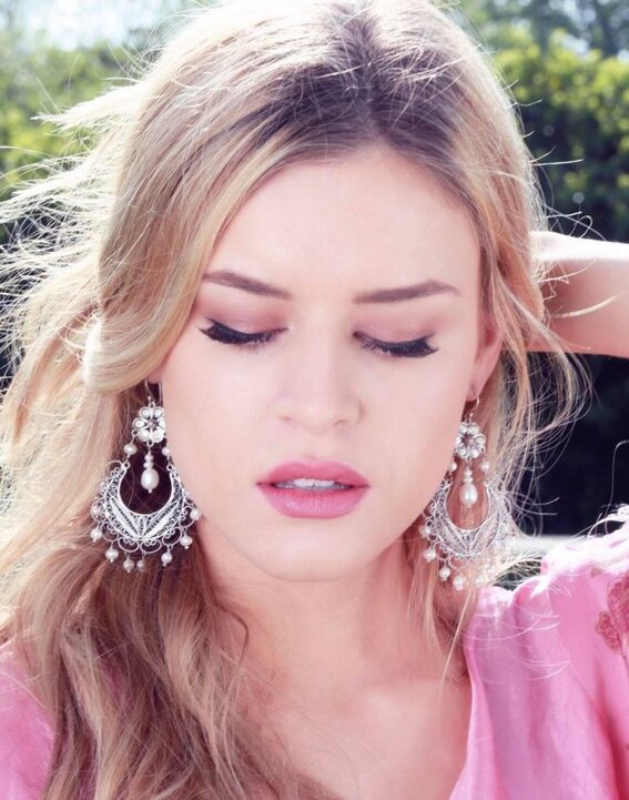 6fad571b-7a16-4315-b3d3-ec146d6595a0