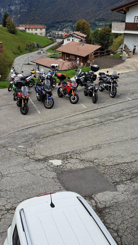 336b50e6-5206-4fad-bf1d-a377d917c6a8