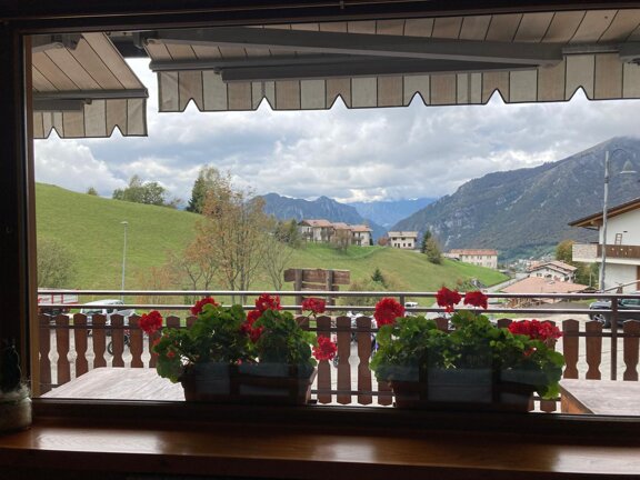 6c3a141d-6aaa-4d18-b272-1821086fc683