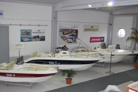 mingolla-cantiere-cvt-nautica-roma