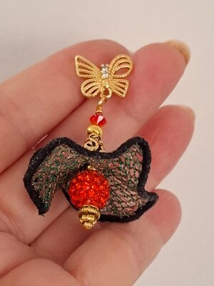 6d77eff0-19f6-4639-a873-a9cca2df0907