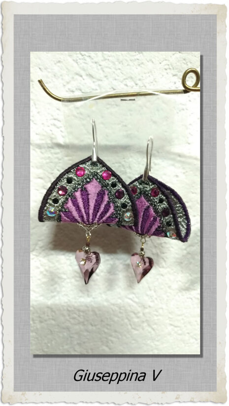 d8d00d64-9756-4382-97c9-d2d7d096b887