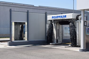 70600ec6-4b4c-4d1e-9247-648ff5f1101e 70600ec6-4b4c-4d1e-9247-648ff5f1101e