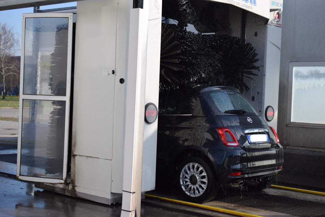 b82aa932-de65-4bdc-9ad9-818792904fcc b82aa932-de65-4bdc-9ad9-818792904fcc