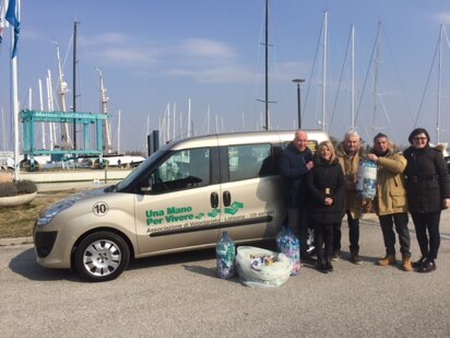 7d15bdbc-44d8-48b3-b9b0-10d91c87a5f5 7d15bdbc-44d8-48b3-b9b0-10d91c87a5f5