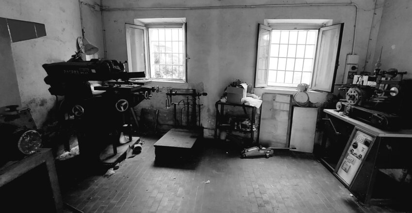 f804f4db-f080-4ead-9002-acdabec9eaf0