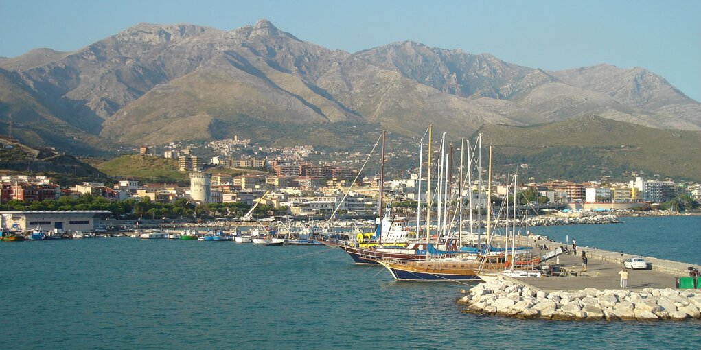 7770fb78-0588-49a0-af6d-0f421fe262c3 7770fb78-0588-49a0-af6d-0f421fe262c3