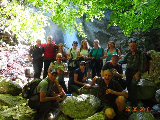 9476b513-5b3d-4837-96a4-5295508be5b8