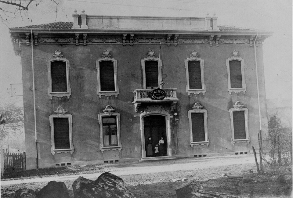 cbcdd407-b082-43d9-b947-8f78da2e7d7a