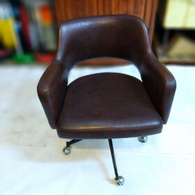 Arredi e attrezzature per vetrine e mostre