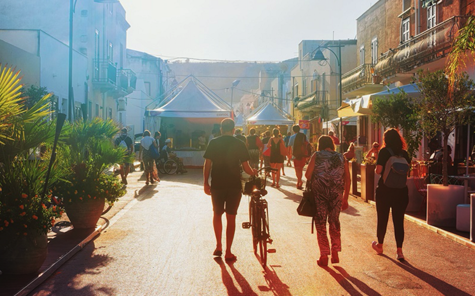 25c92ba9-1a76-463f-b37d-12cf00e48afb