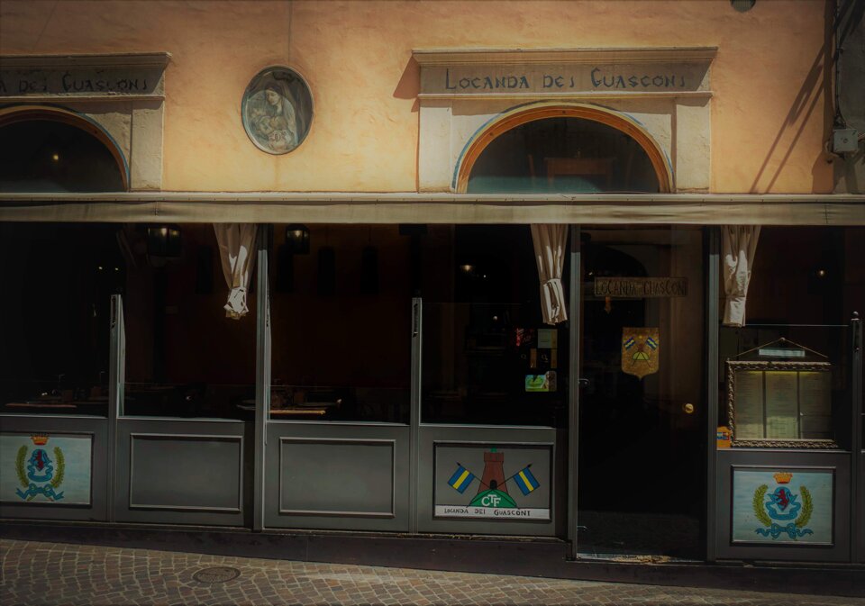 db9db261-2d73-4068-92b3-f263f058f935