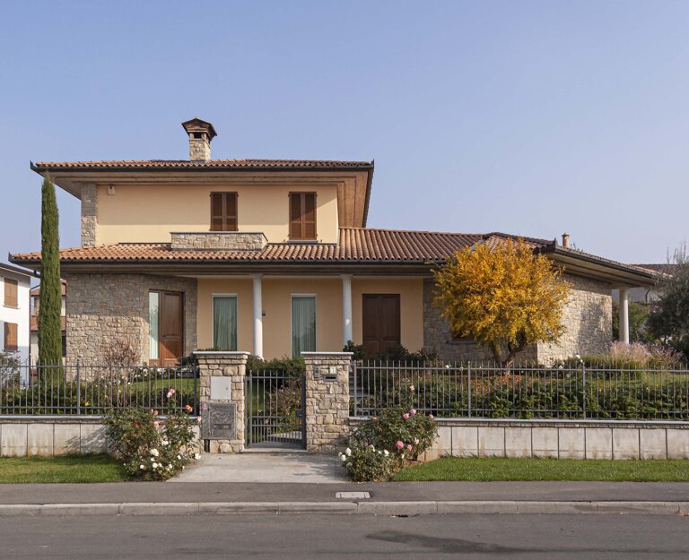 6f12ad86-032f-4341-89e1-0d66d6afef9f