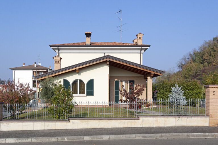 97f7a5ce-b486-4452-bc66-fcfcca2e89f6