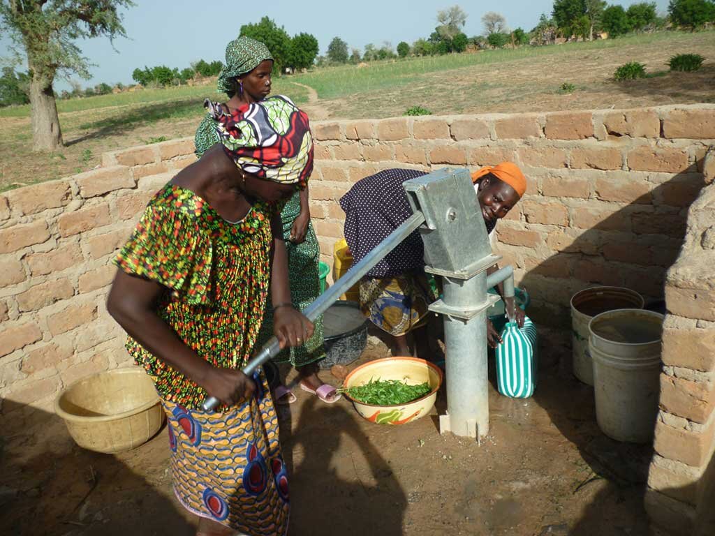 CRESCE IL BUDGET NEL CONTO "UNA FONTANA PER IL CIAD"