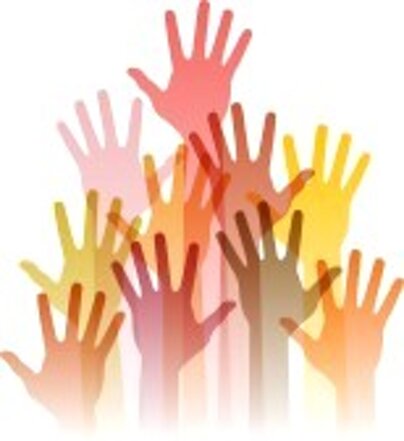 13917888-mani-in-alto-diversi