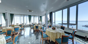hotelholidays
