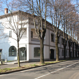 RIQUALIFICAZIONE EDIFICIO ESISTENTE TRASFORMAZIONE EDIFICIO INDUSTRIALE IN RESIDENZE, UFFICI E NEGOZI - Tradate