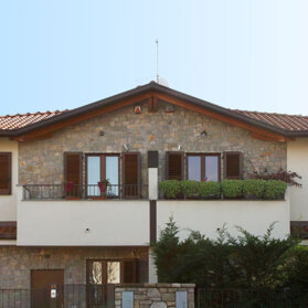 VILLE A SCHIERA Tradate