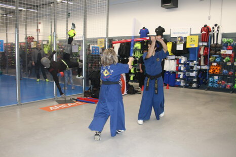 f3cbcc03-e235-4ec5-9690-eed69fc51852 f3cbcc03-e235-4ec5-9690-eed69fc51852