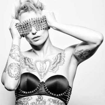 8a8668cd-c371-4d8f-8782-aeda69351b35 8a8668cd-c371-4d8f-8782-aeda69351b35