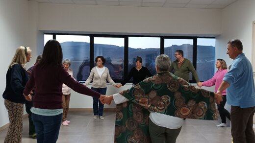 c016b76e-a280-435a-8b1b-9165a34124a0