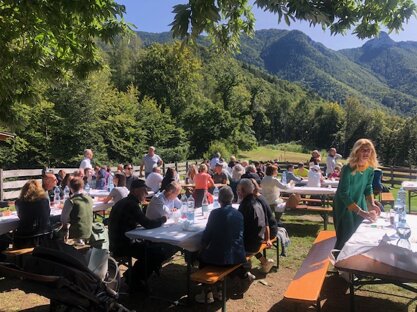 424cdff2-a4e6-4680-97dd-5717311330e0