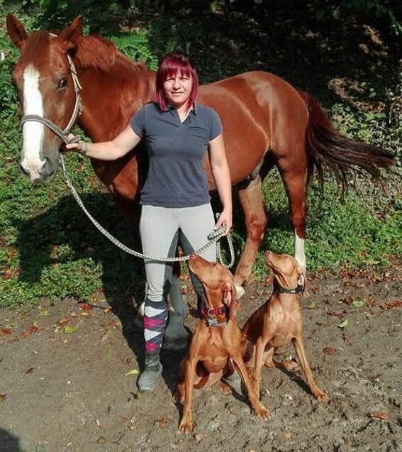 1b9cbec7-d367-424a-97b3-213bf07dfcd3