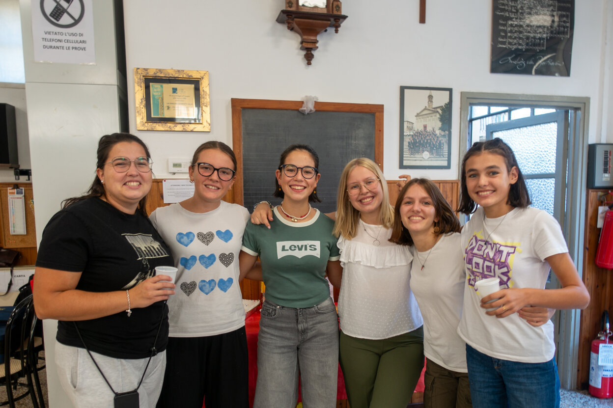 2c0f6df6-075a-418d-8179-0bb121cb3d42