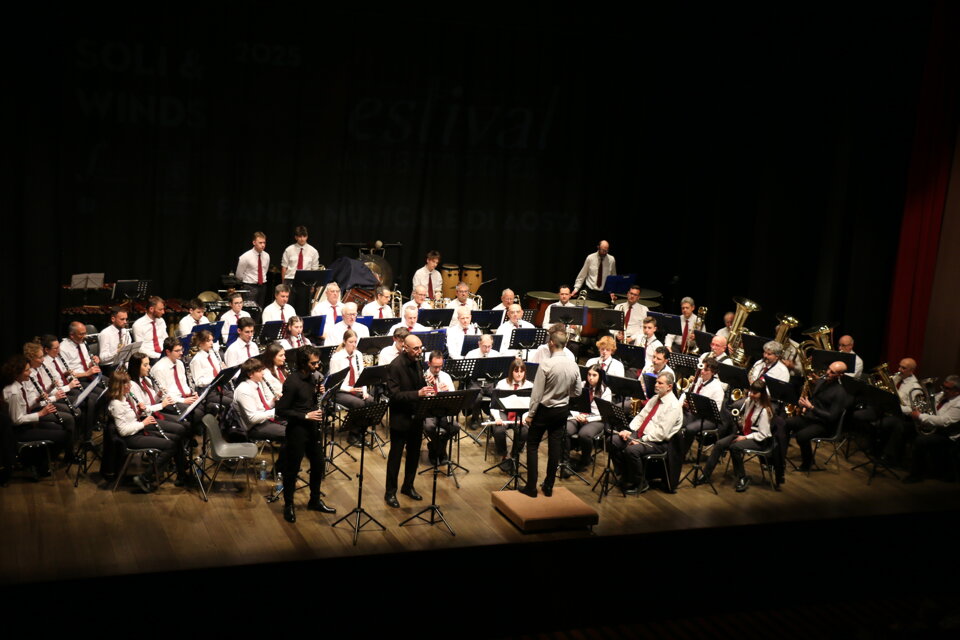 1c1a93fb-9a5a-413d-93bb-70000b25cca0 1c1a93fb-9a5a-413d-93bb-70000b25cca0