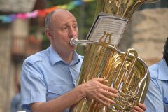 71fb2640-ccb4-47f7-a72e-faf0042673db