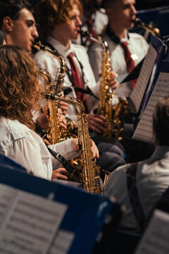 3c1ca25d-1096-4c47-b67a-941d724ecd33