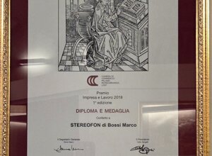 stereofon_orecchie%20famose%201