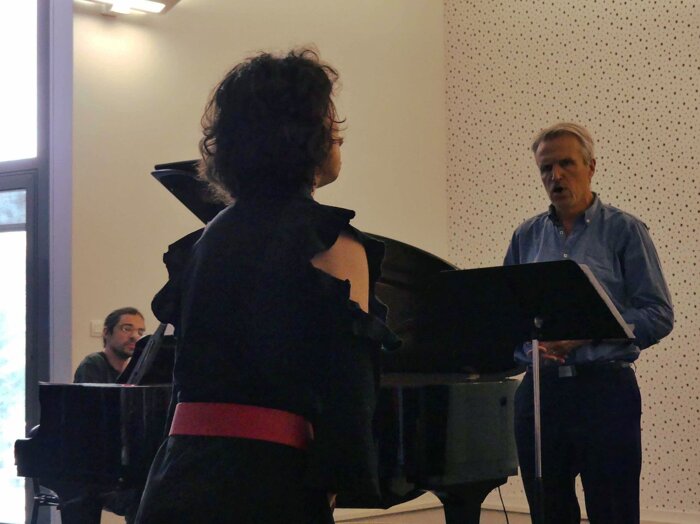 a23c191b-f929-4b88-8955-6ba792a10604