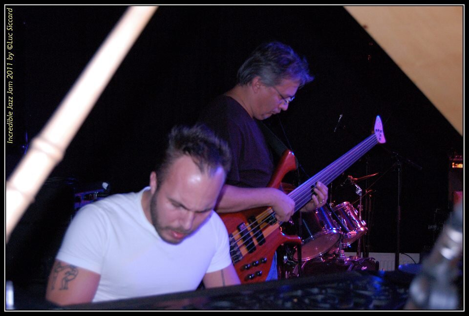 314951_10150270115616671_3270064_n