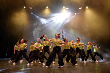 2f7090d7-f15d-46d7-a561-09fb95700d80 2f7090d7-f15d-46d7-a561-09fb95700d80