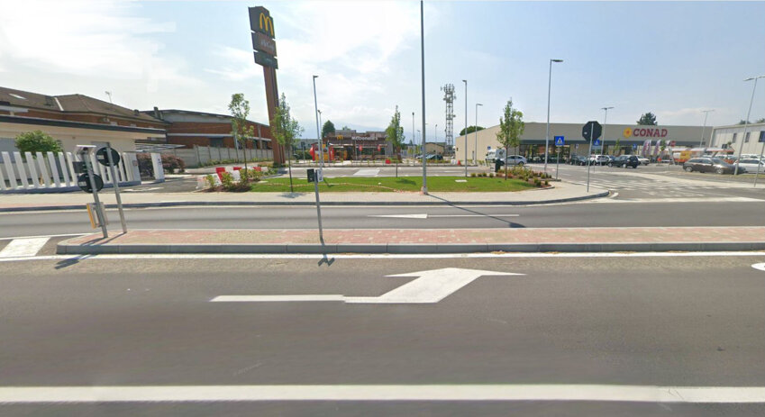 4c0b80ba-6596-4c50-9355-1dd969f7ec18