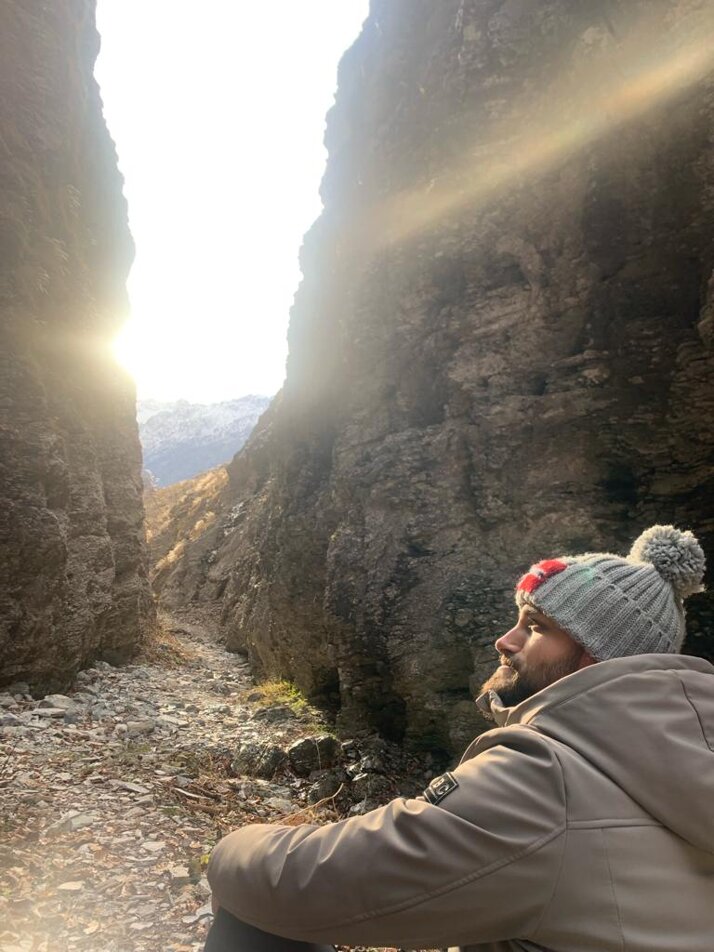 484cb155-ca9d-4cff-b3e2-a2a1a11e5ce9