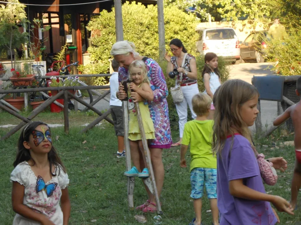 a98b3437-a871-4e8e-bc5c-48b5aabfad5f