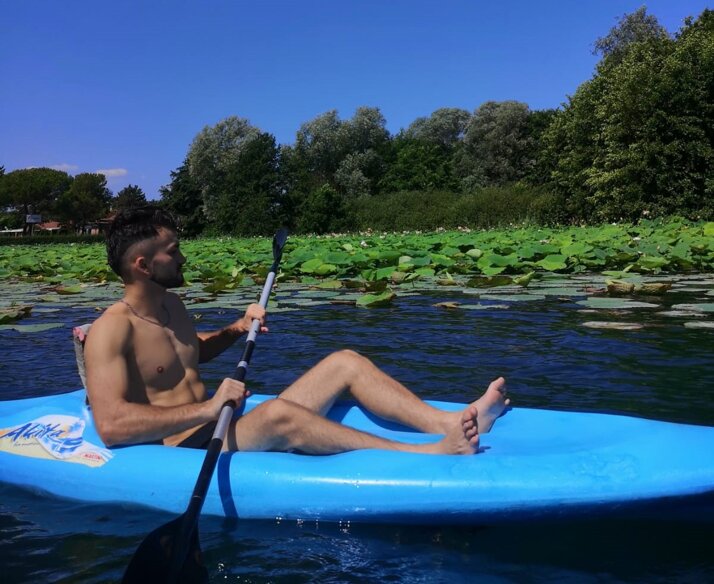 9e89faf3-1988-4c51-a785-fb33ac64c80b