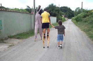 c6979d11-dcd2-4918-b191-c43a115b8ac2