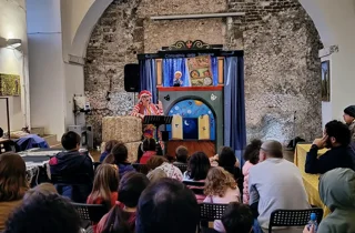 vetrina%20burattini.jpeg vetrina%20burattini.jpeg