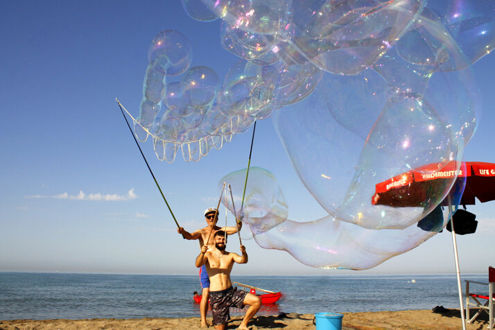 d182d21c-5867-4eaf-8baa-d97ef08c3117