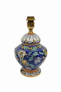 First dim lamp ornate blu flower