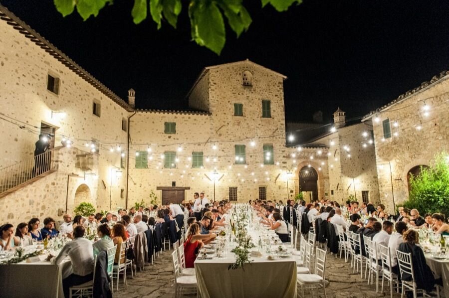 Location Matrimonio Umbria - Borgo Colognola (Pg)