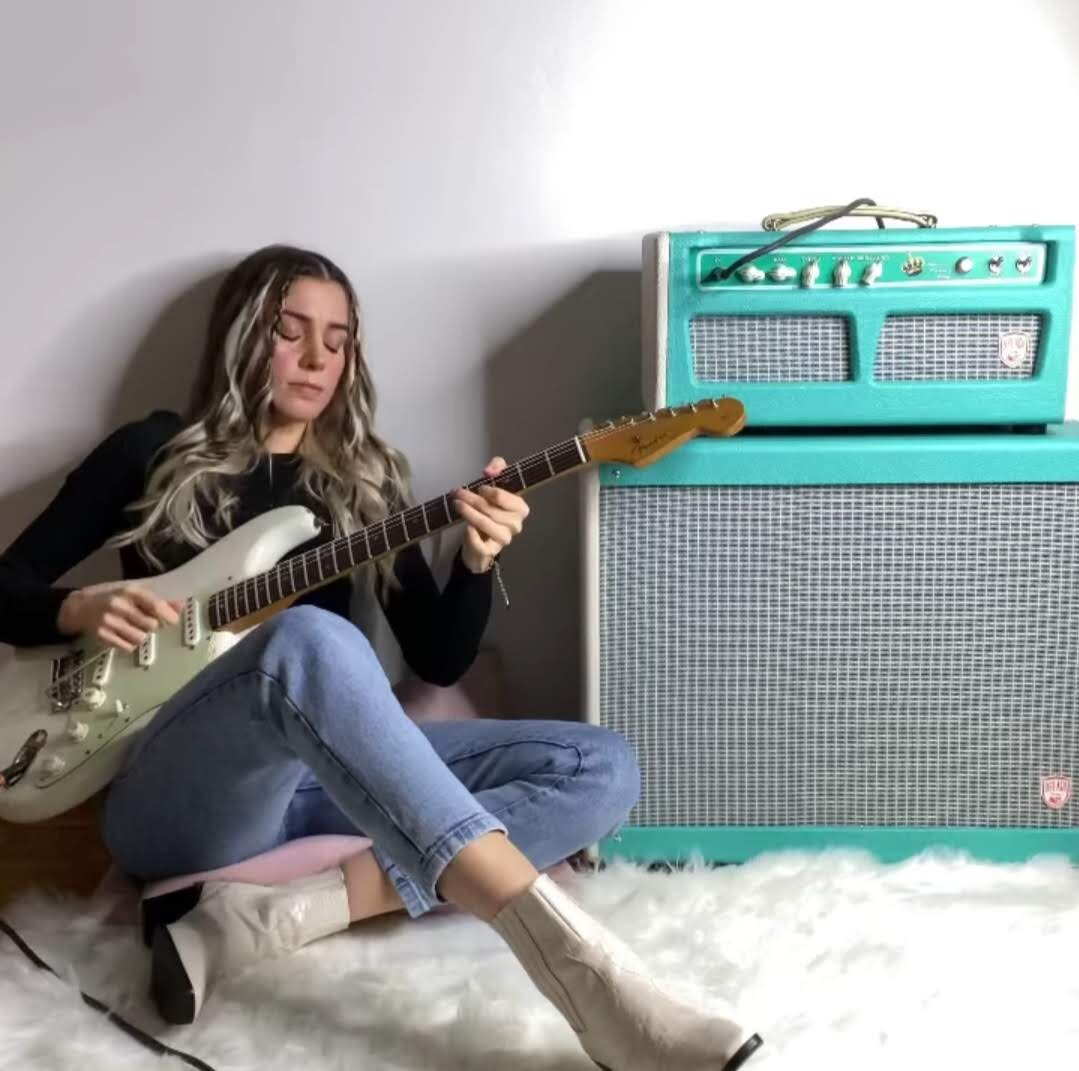 f4f9633c-ddbd-4677-a8e4-a7024232d434