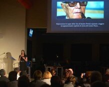 7e2da2fb-d35c-4a86-a615-578cd19331e9