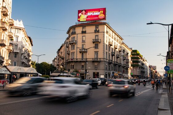 5831c4ff-c7cf-4c87-acb2-b0ab12a2e857